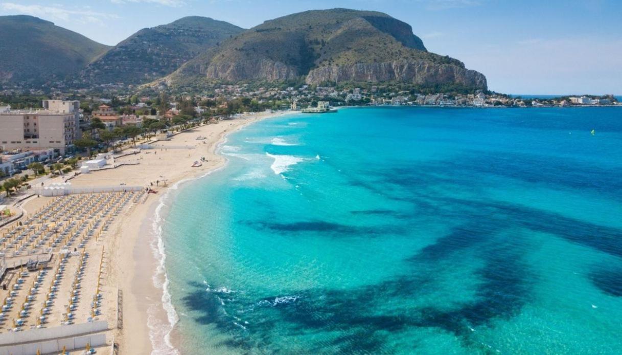 דירות פלרמו Casa Viola Elegante E Sul Mare Di Mondello מראה חיצוני תמונה